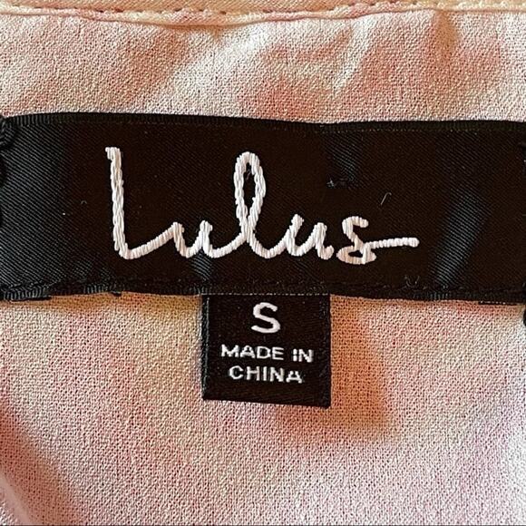 Lulu’s White Pink Embroidered Shirt Sleeve Shift Dress Size‎ Small NWT - Picture 3 of 9